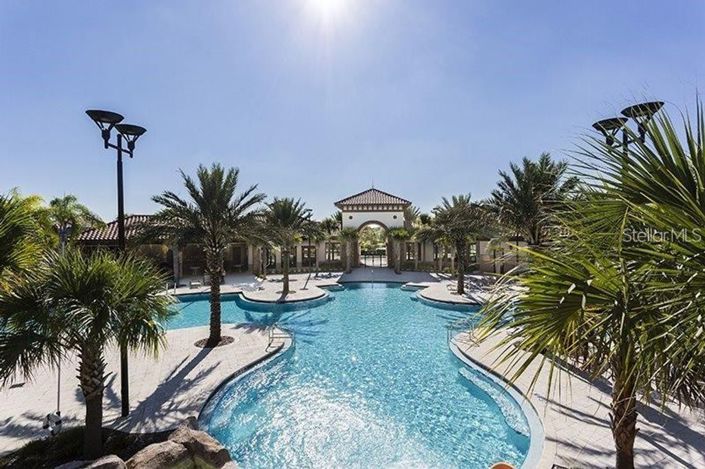 Image No.20-7 Bed House for sale