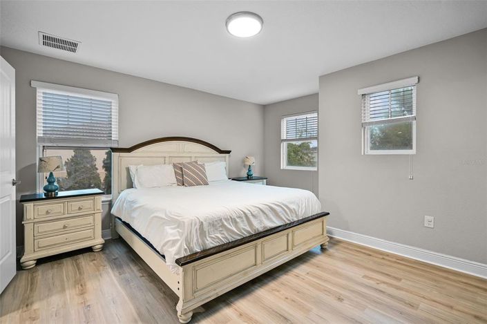 Image No.41-7 Bed House for sale