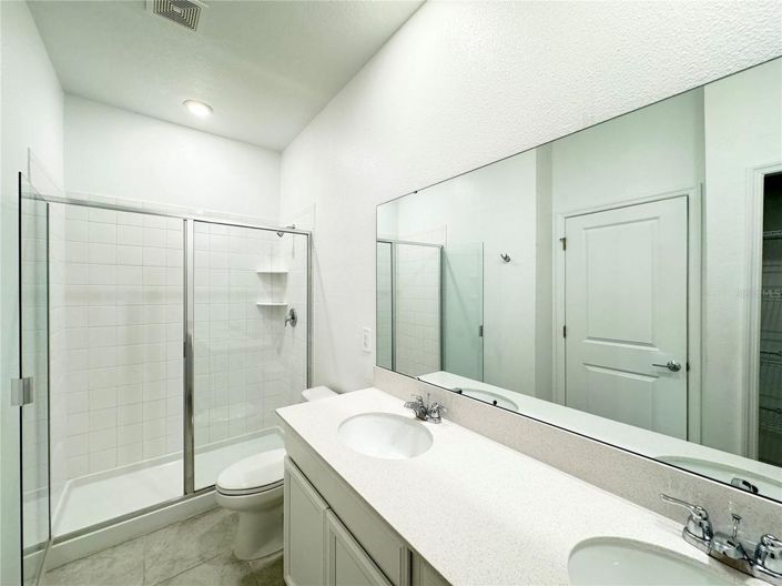 Image No.25-4 Bed House for sale