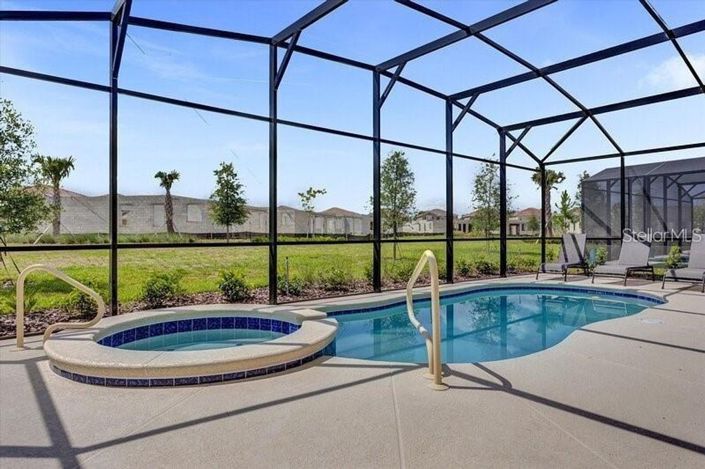 Image No.30-5 Bed House for sale