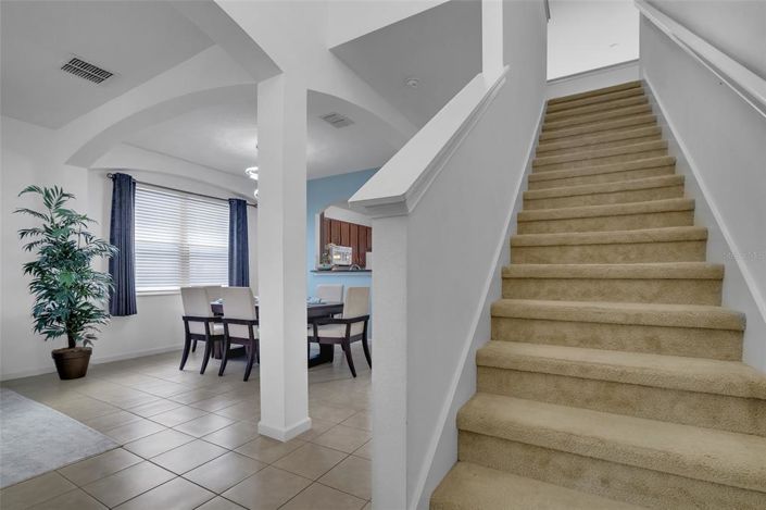 Image No.20-6 Bed House for sale