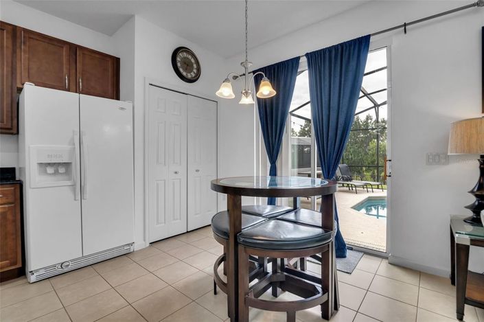 Image No.25-6 Bed House for sale