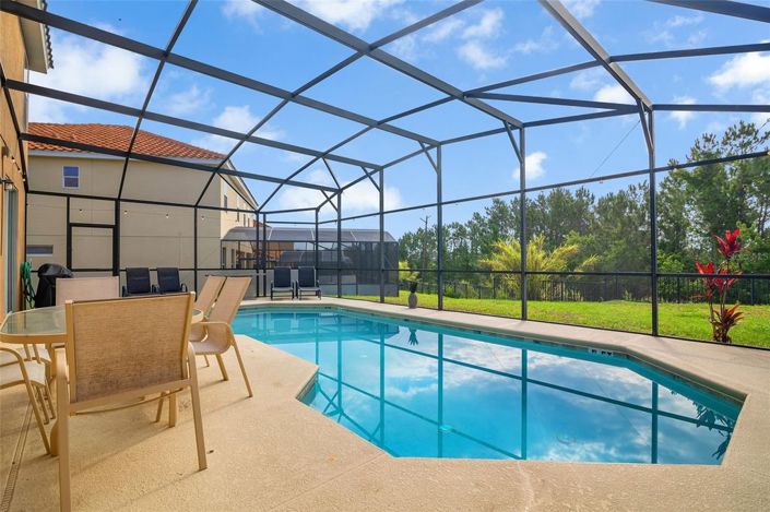 Image No.4-6 Bed House for sale