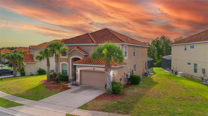 Image No.9-6 Bed House for sale