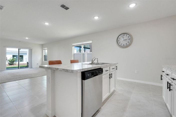 Image No.18-3 Bed House for sale