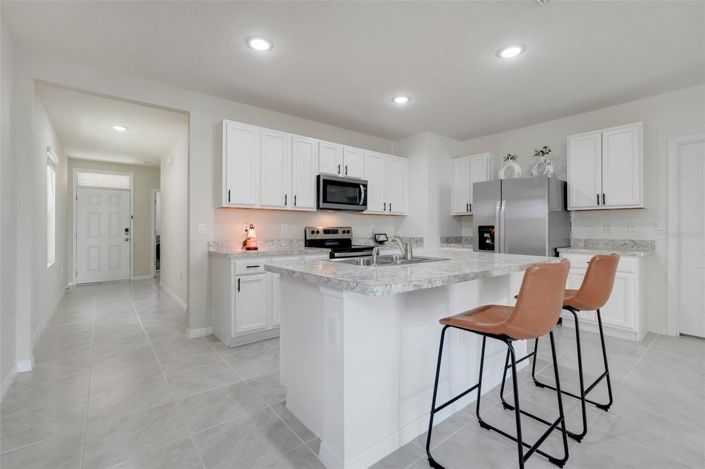 Image No.19-3 Bed House for sale