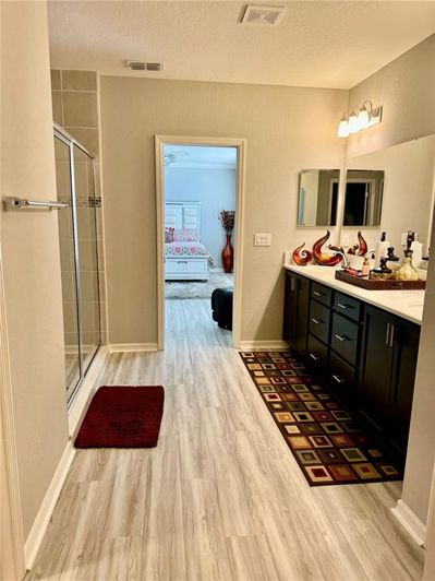 Image No.24-4 Bed House for sale