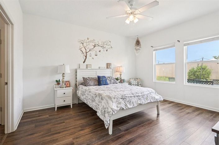 Image No.17-4 Bed House for sale