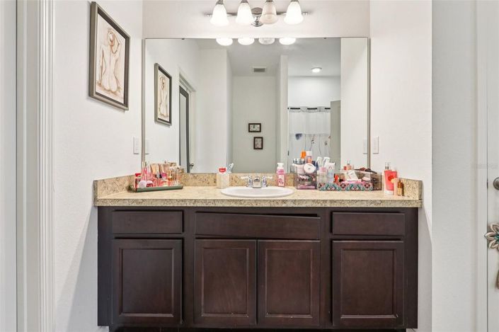 Image No.21-4 Bed House for sale