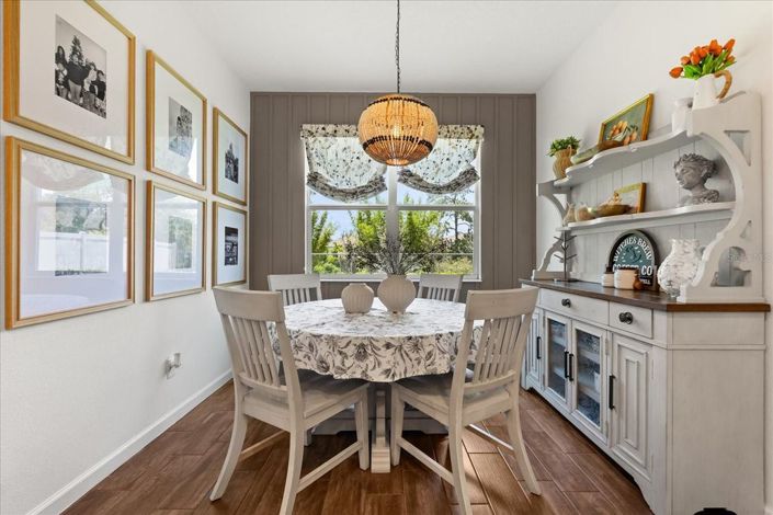 Image No.11-4 Bed House for sale