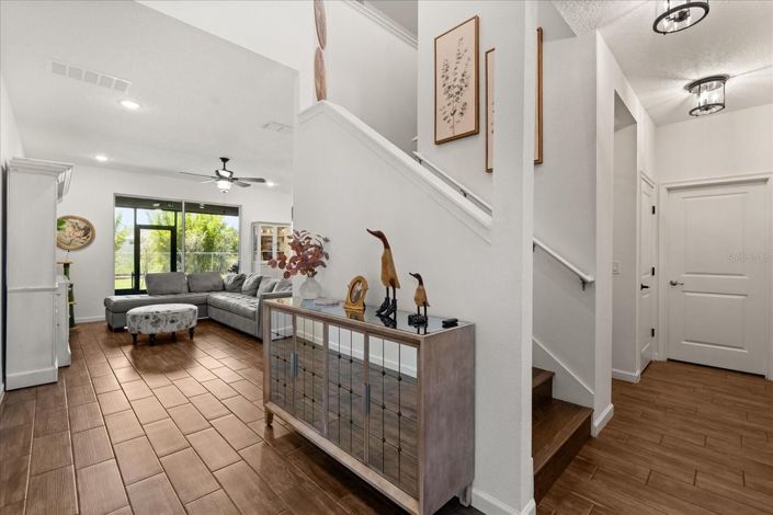 Image No.3-4 Bed House for sale