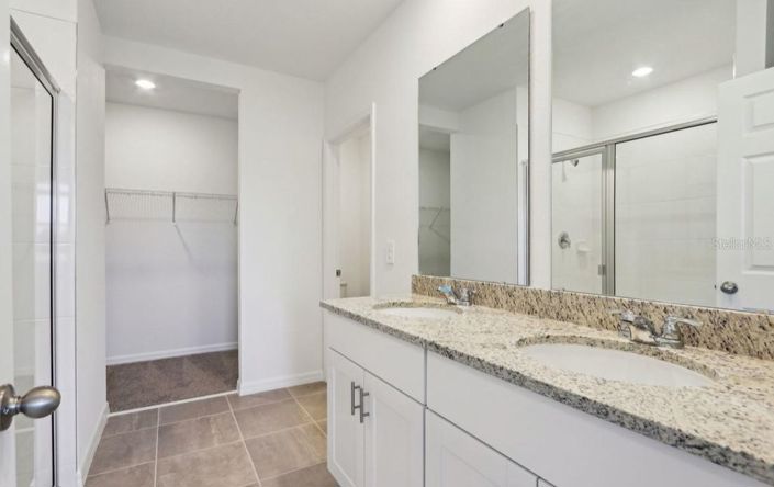 Image No.17-3 Bed House for sale