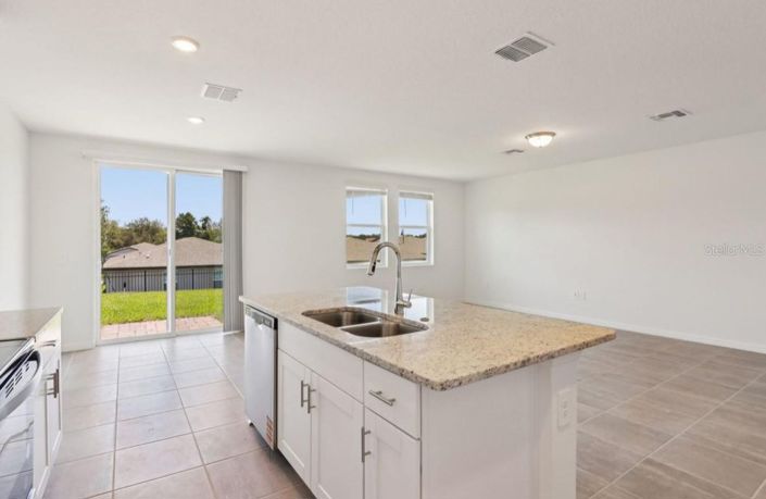 Image No.10-3 Bed House for sale