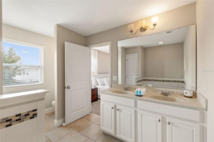 Image No.32-5 Bed House for sale