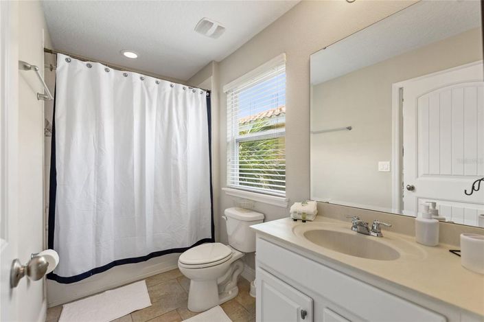 Image No.35-5 Bed House for sale