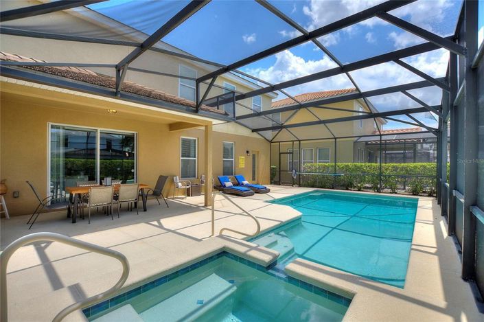 Image No.4-5 Bed House for sale