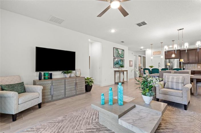 Image No.15-4 Bed House for sale