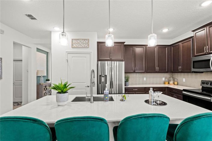 Image No.10-4 Bed House for sale