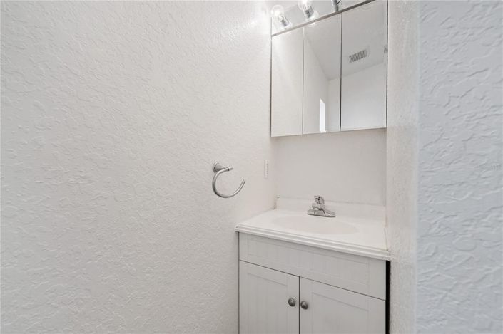 Image No.18-2 Bed House for sale