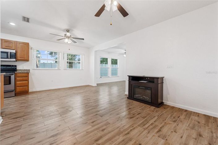 Image No.6-2 Bed House for sale