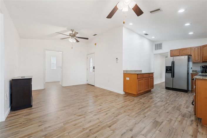 Image No.7-2 Bed House for sale