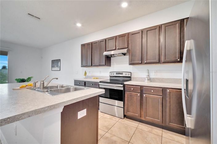 Image No.15-3 Bed Townhouse for sale