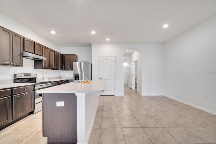 Image No.18-3 Bed Townhouse for sale