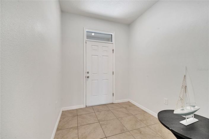 Image No.23-3 Bed Townhouse for sale