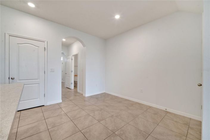 Image No.24-3 Bed Townhouse for sale