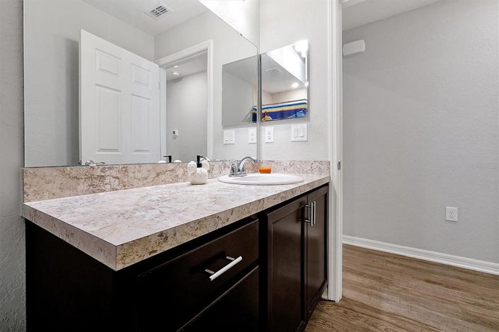 Image No.23-3 Bed House for sale