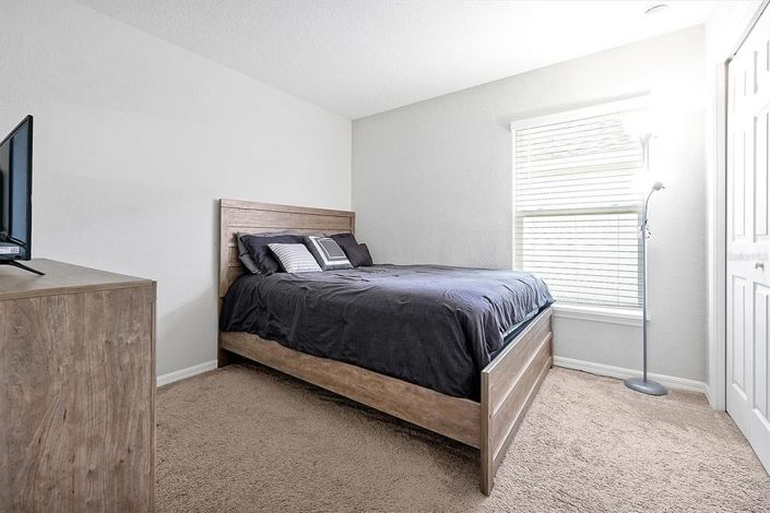 Image No.24-3 Bed House for sale