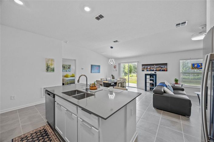 Image No.14-3 Bed House for sale