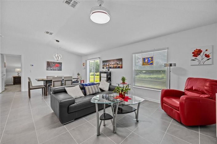 Image No.9-3 Bed House for sale