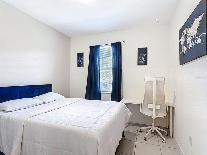 Image No.16-5 Bed House for sale