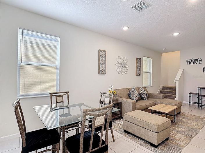 Image No.3-5 Bed House for sale