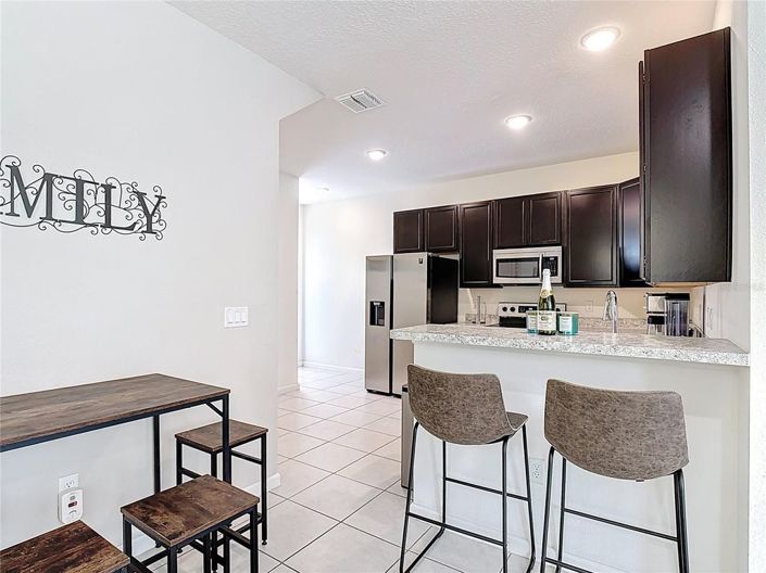 Image No.5-5 Bed House for sale