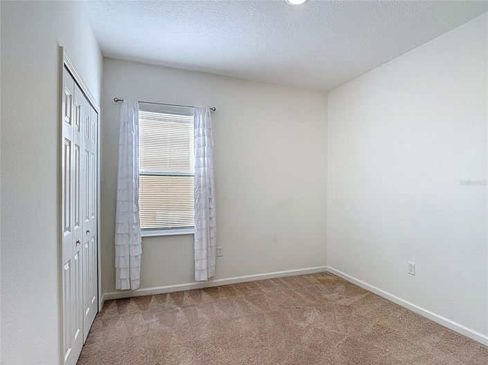 Image No.9-5 Bed House for sale