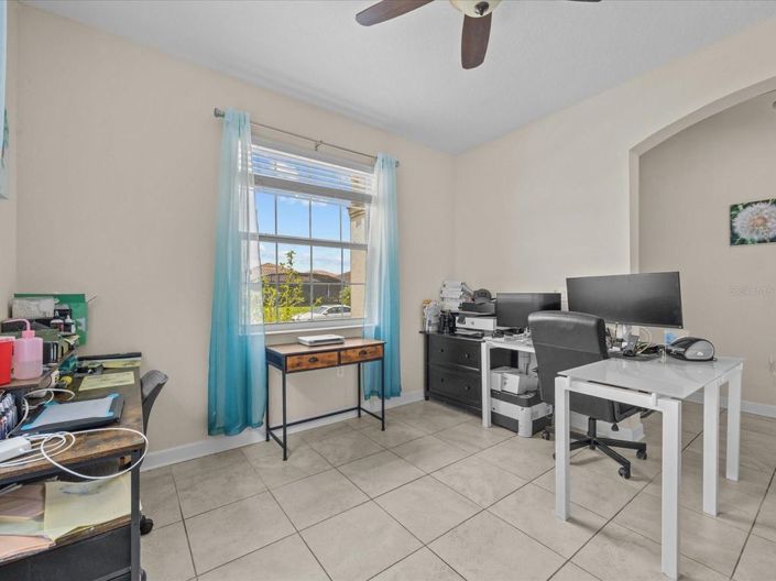 Image No.13-5 Bed House for sale