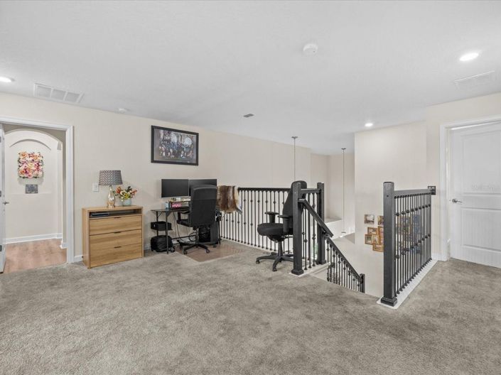 Image No.18-5 Bed House for sale