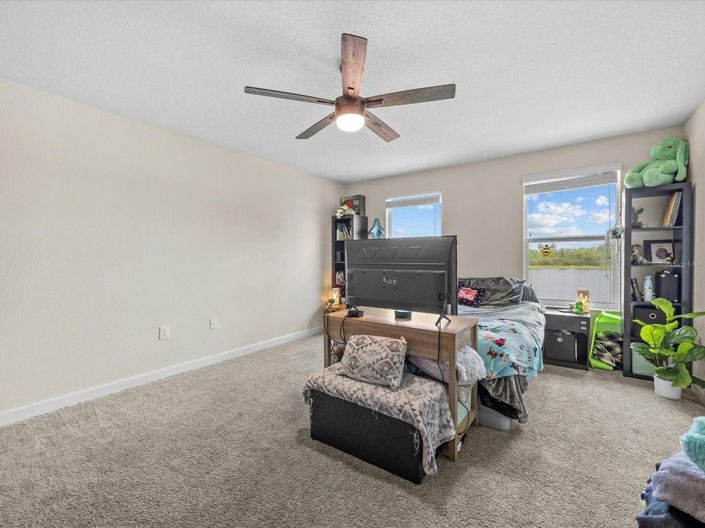 Image No.26-5 Bed House for sale