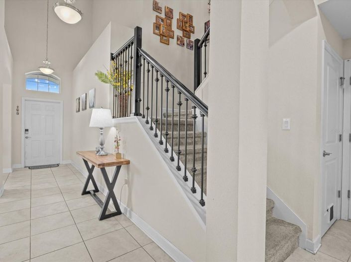 Image No.3-5 Bed House for sale