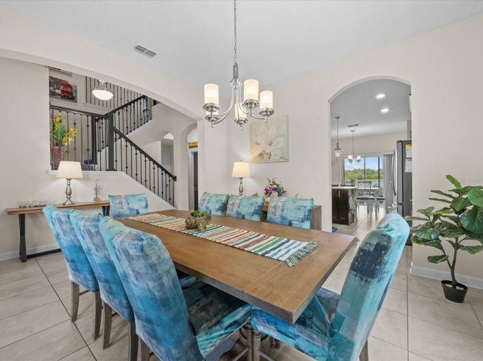 Image No.5-5 Bed House for sale