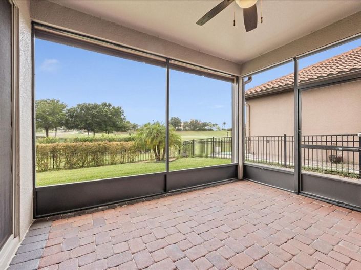 Image No.28-4 Bed House for sale