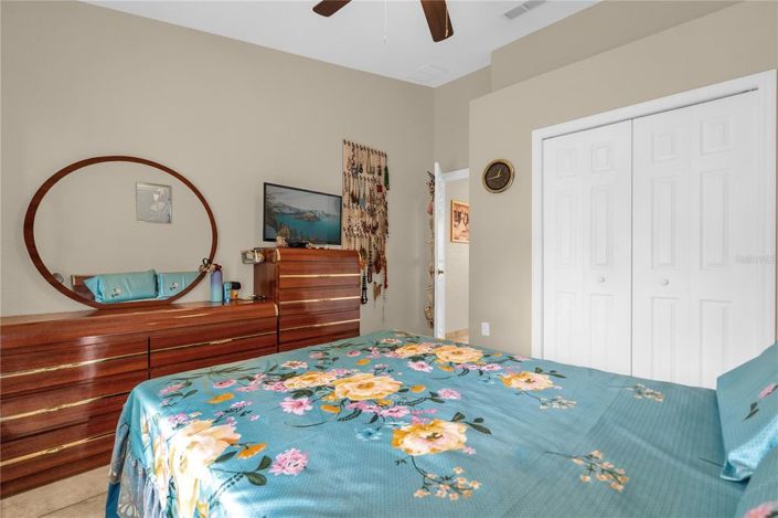 Image No.15-3 Bed House for sale