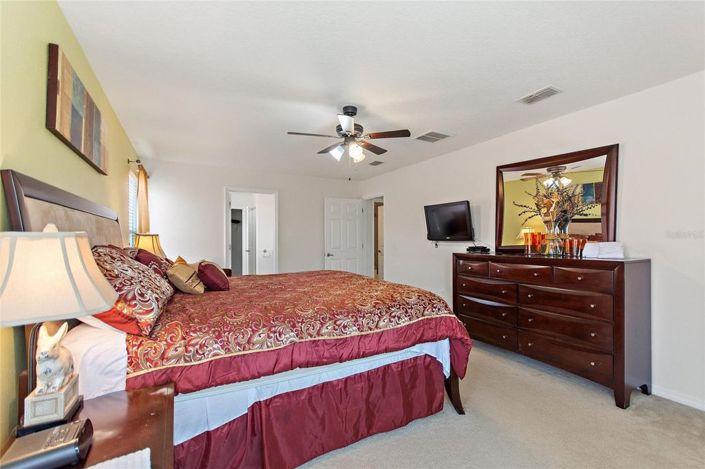 Image No.40-5 Bed House for sale