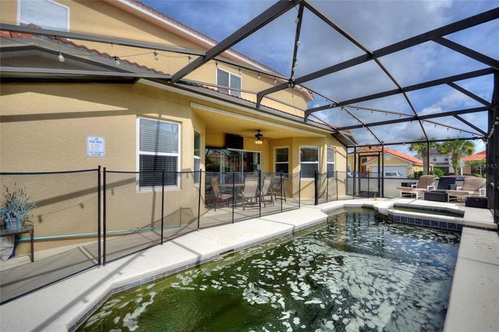 Image No.9-5 Bed House for sale