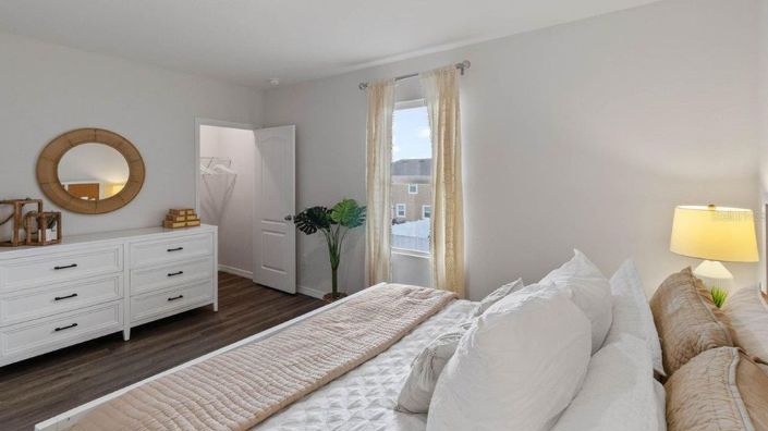 Image No.24-3 Bed Townhouse for sale