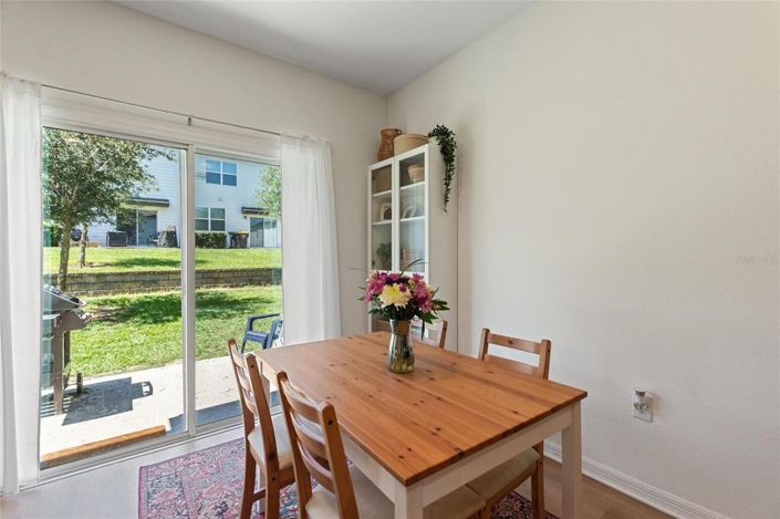 Image No.11-3 Bed Townhouse for sale