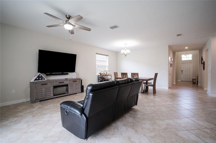 Image No.6-4 Bed House for sale