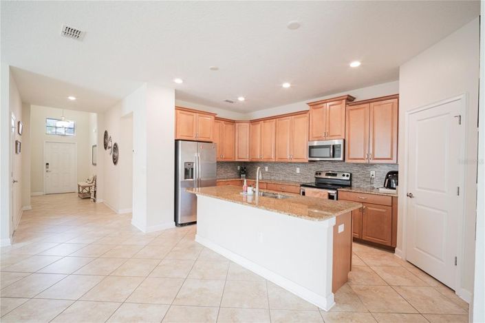 Image No.8-4 Bed House for sale